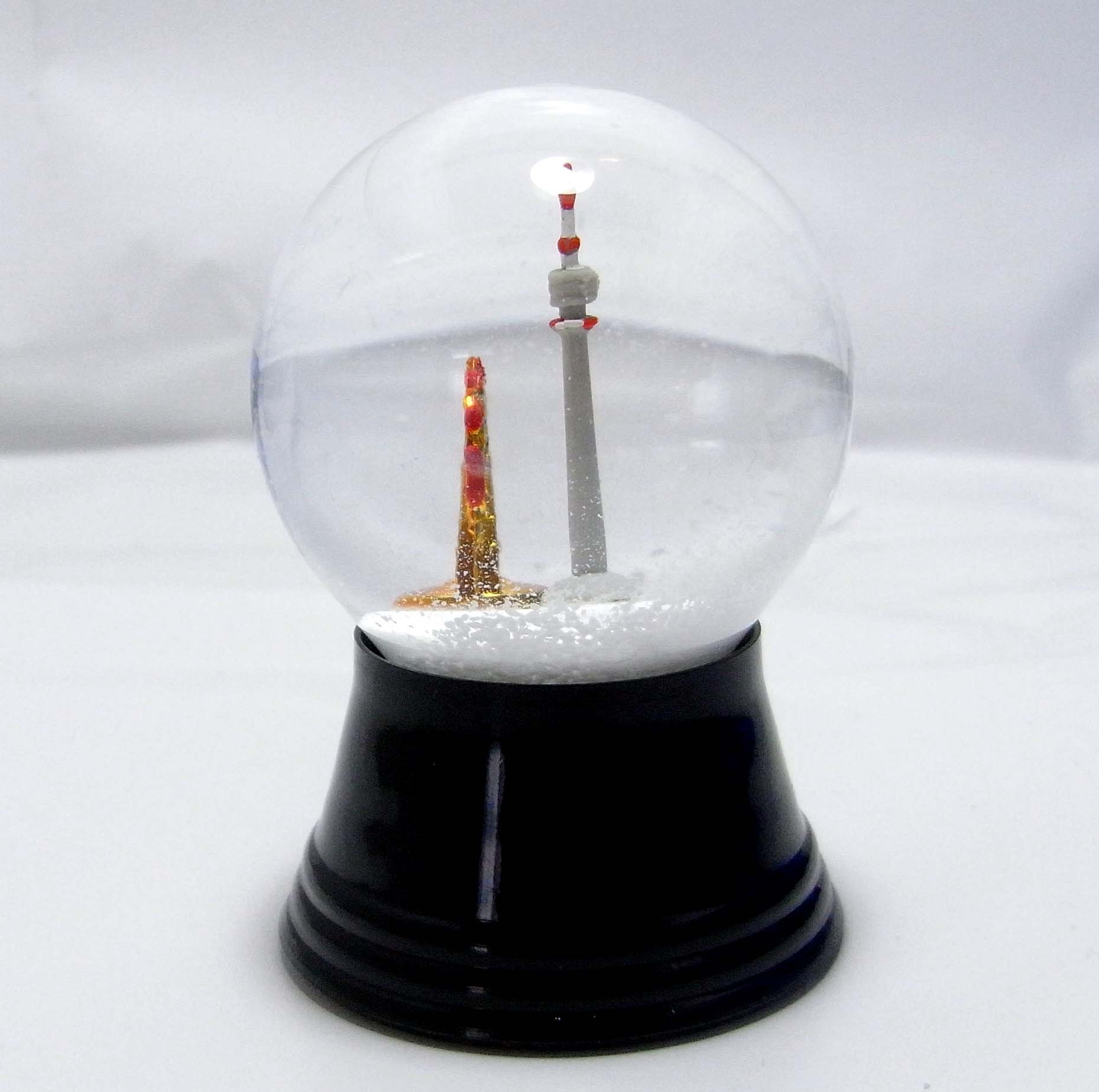 Amazon.co.jp: オーストリア・PERZY製スノーグローブ(スノードーム